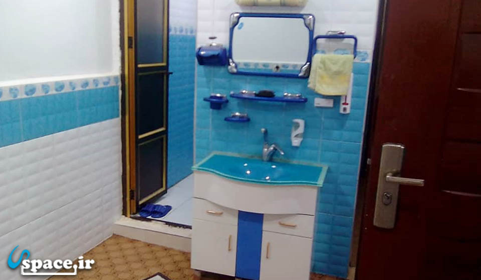 سرویس بهداشتی اقامتگاه صفاری - بندر لافت - جزیره قشم